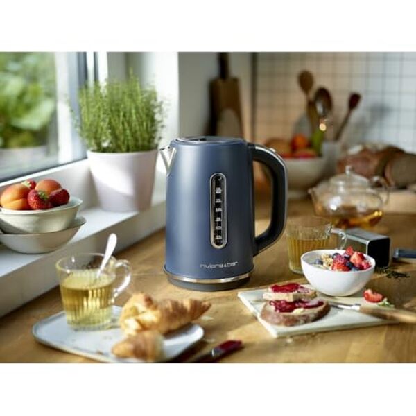 Découvrez notre test complet de la bouilloire expert ARIA BBT668 par riviera&bar. Performances exceptionnelles, puissance 2200W et design élégant pour une cuisine moderne.