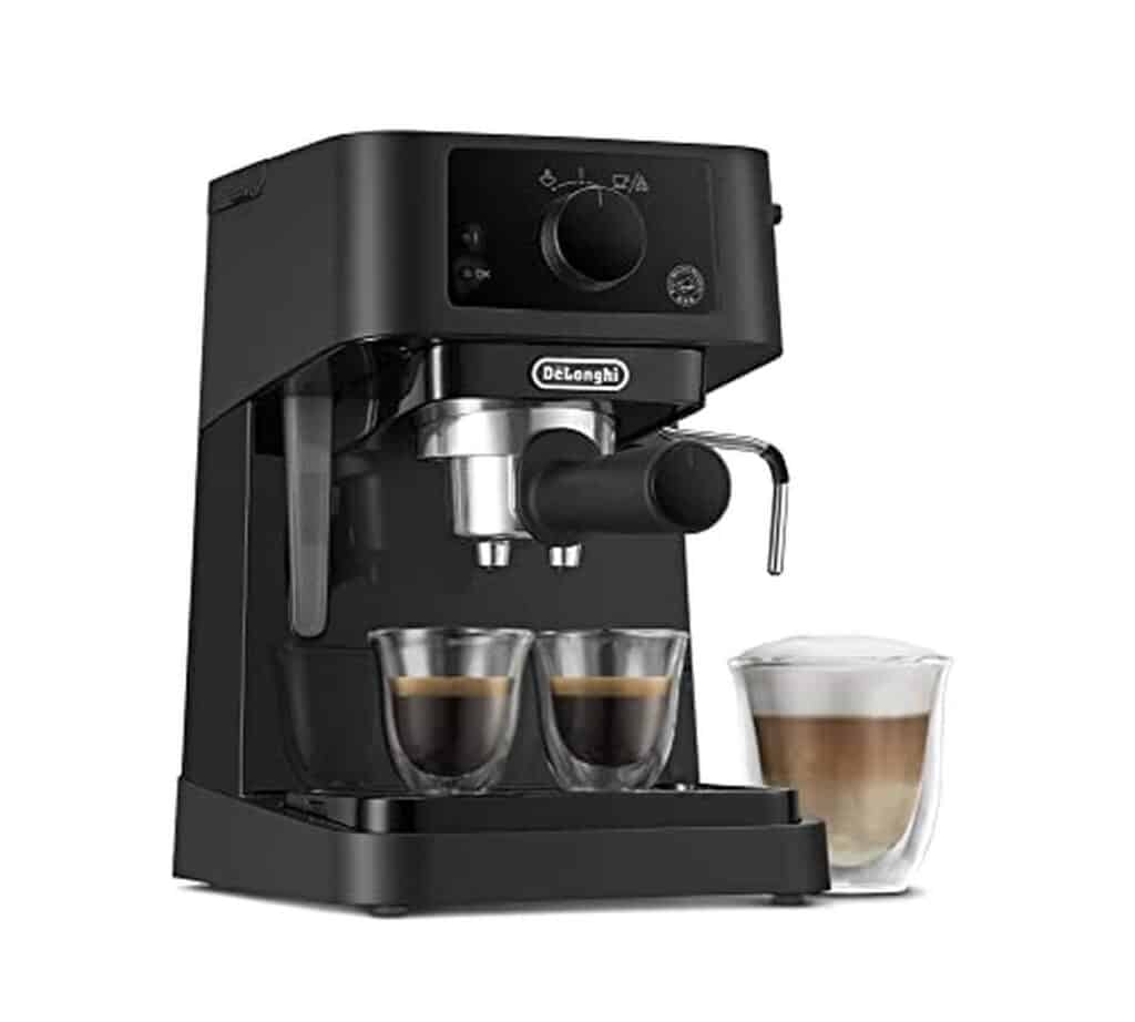 Test de la cafetière De'longhi Stilosa Ec235.Bk : puissance 15 bars pour un café parfait